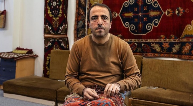 3 nesildir en değerli antika halıları halıyla tamir ediyor