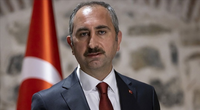 Adalet Bakanı Gül: ABD Kongresi'nde yaşanan ibretlik olayları endişeyle takip ettik Adalet Bakanı Gül: ABD Kongresi'nde yaşanan ibretlik olayları endişeyle takip ettik