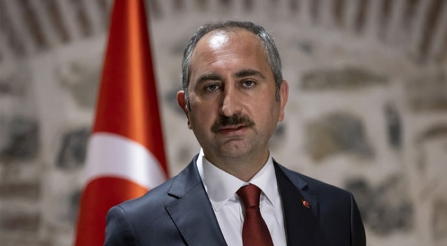 Adalet Bakanı Gül: Hadsizlerin kutsalımız Kabe'ye saygısızlığına hukuk göz yumamaz