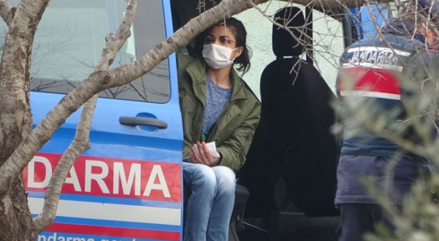 Antalya'da kendisini darbeden kocasını av tüfeğiyle öldürdüğü iddia edilen kadın tutuklandı