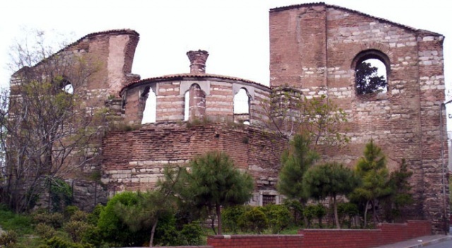 Ayasofya’dan da eski İmrahor Camii