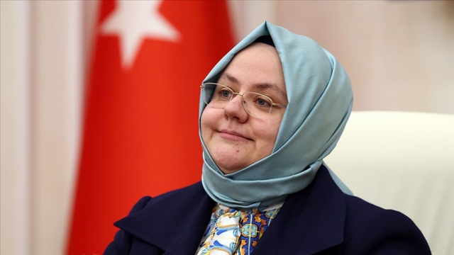 Bakan Zehra Zümrüt Selçuk: Sendikalı işçi sayımız 2 milyonu aştı Bakan Zehra Zümrüt Selçuk: Sendikalı işçi sayımız 2 milyonu aştı