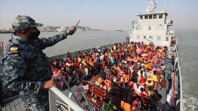Bangladeş, Arakanlı Müslümanların 4. grubunu Bhasan Char Adası'na gönderdi Bangladeş, Arakanlı Müslümanların 4. grubunu Bhasan Char Adası'na gönderdi