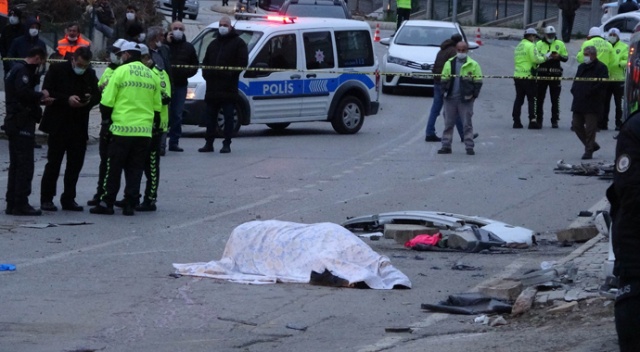 Belediyenin işçi servisi aracı devrildi: 2 ölü, 20 yaralı