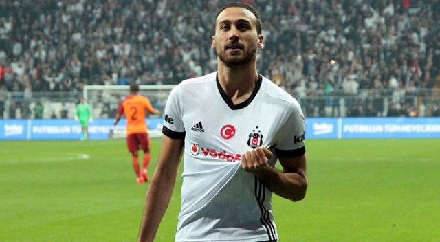 Beşiktaş eski golcüsü Cenk Tosun'u kiraladı