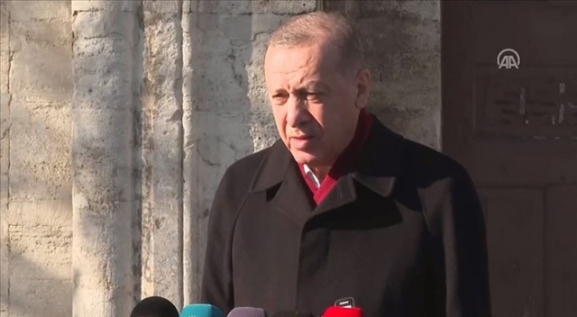 Cumhurbaşkanı Erdoğan’dan Cuma namazı çıkışında Fikri Sağlar’ın açıklamalarına sert tepki Cumhurbaşkanı Erdoğan’dan Cuma namazı çıkışında Fikri Sağlar’ın açıklamalarına sert tepki