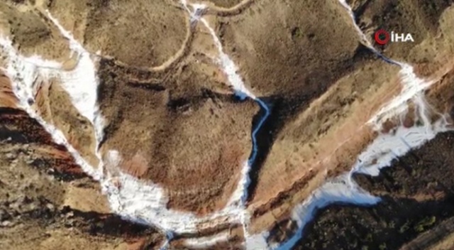 Dünyada nadir bulunan mineral deposu tuz 9 ülkeye ihraç ediliyor Dünyada nadir bulunan mineral deposu tuz 9 ülkeye ihraç ediliyor