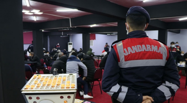 İzmir'de jandarmadan dev kumar operasyonu