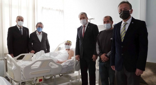 İzmir'de son yaralı depremzede taburcu edildi İzmir'de son yaralı depremzede taburcu edildi