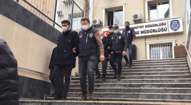 Kağıthane’de cezaevinden yeni çıkan taksiciye silahlı saldırı Kağıthane’de cezaevinden yeni çıkan taksiciye silahlı saldırı