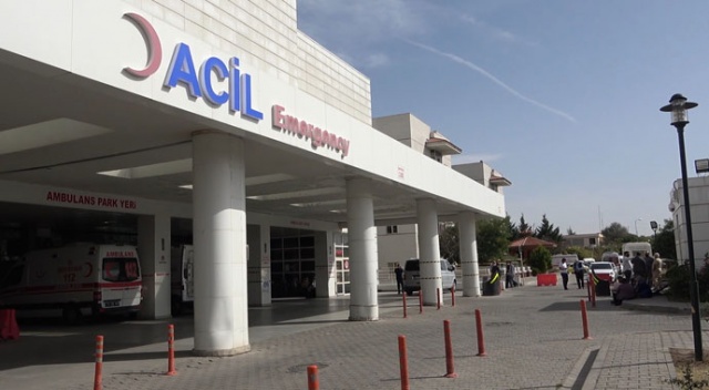Kırıkkale'de cami imamı ve ailesi sobadan zehirlendi: 3'ü çocuk, 8 kişi hastaneye kaldırıldı Kırıkkale'de cami imamı ve ailesi sobadan zehirlendi: 3'ü çocuk, 8 kişi hastaneye kaldırıldı