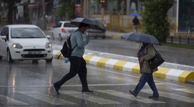 Meteorolojiden kuvvetli sağanak uyarısı (4 Ocak 2021 hava durumu)