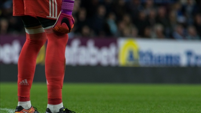 Newport County kalecisi Tom King'in attığı gol, Guinness Rekorlar Kitabı'na girdi Newport County kalecisi Tom King'in attığı gol, Guinness Rekorlar Kitabı'na girdi
