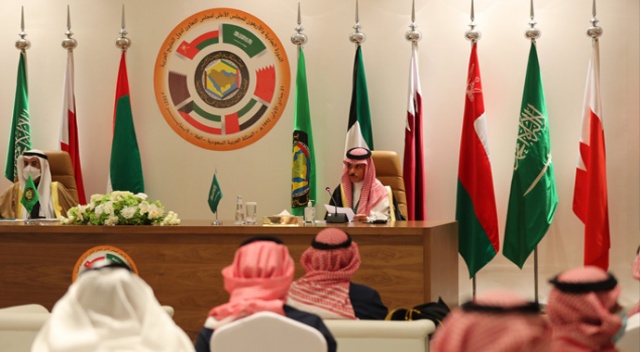 Suudi Arabistan Dışişleri Bakanı Al Suud: &quot;Katar ile diplomatik ilişkiler yeniden başladı&quot;