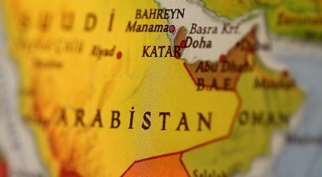 Suudi Arabistan, Katar ile arasındaki sınır kapısını açtı