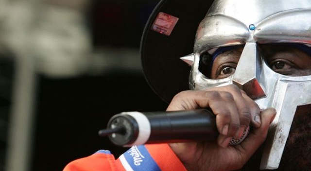 Ünlü rapçi MF Doom hayatını kaybetti Ünlü rapçi MF Doom hayatını kaybetti