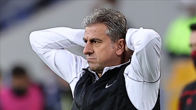 Yeni Malatyaspor Teknik Direktörü Hamzaoğlu: Maçın sonucunu kendime ve teknik ekibime bağlıyorum Yeni Malatyaspor Teknik Direktörü Hamzaoğlu: Maçın sonucunu kendime ve teknik ekibime bağlıyorum