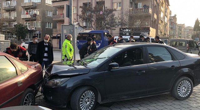 Yoklama kaçağı genç dur ihtarına uymadı, kaza yaptı, 16 bin 450 TL ceza yedi Yoklama kaçağı genç dur ihtarına uymadı, kaza yaptı, 16 bin 450 TL ceza yedi