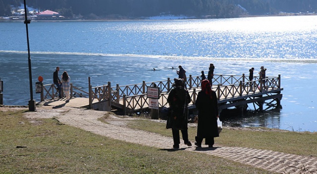 Abant'ta yazdan kalma günler yaşanıyor