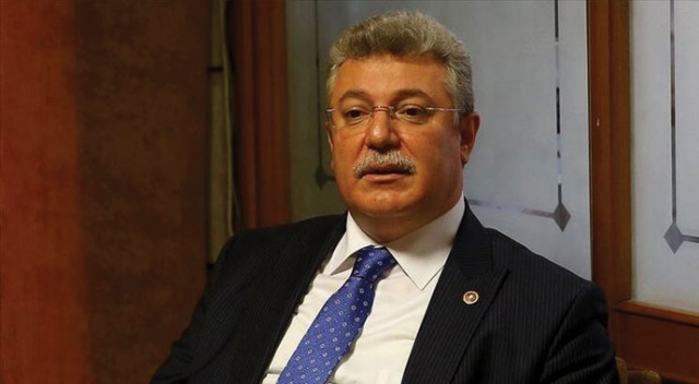 AK Parti'li Akbaşoğlu'ndan "yeni anayasa için dört aşamalı yol haritası" bulunduğu açıklaması AK Parti'li Akbaşoğlu'ndan "yeni anayasa için dört aşamalı yol haritası" bulunduğu açıklaması