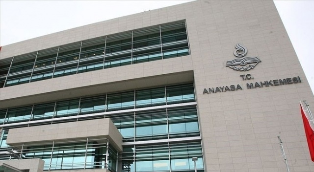 Anayasa Mahkemesi yerli yazarlara nakdi destek sağlanmasını anayasaya uygun buldu Anayasa Mahkemesi yerli yazarlara nakdi destek sağlanmasını anayasaya uygun buldu