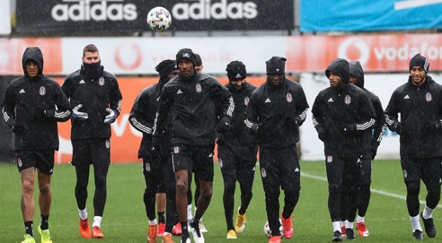Beşiktaş Konyaspor'u konuk edecek Beşiktaş Konyaspor'u konuk edecek