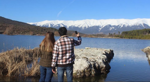 Bu manzarayı izlemek için şehir dışından geldiler Bu manzarayı izlemek için şehir dışından geldiler