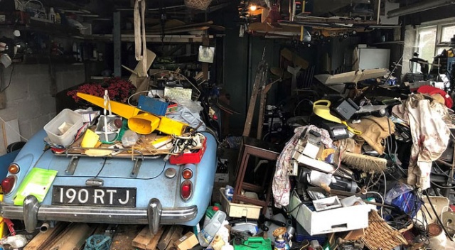 Çöpler arasında saklı hazin! 1960 model MG MGA müzayedede satılacak