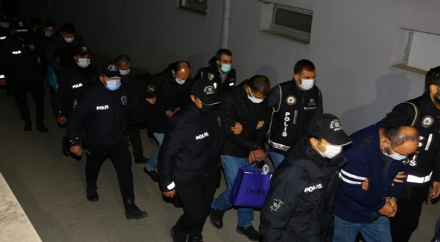 Doktor, eczacı, biyolog,... Ne ararsan var! Sağlıkçı çetesi Doktor, eczacı, biyolog,... Ne ararsan var! Sağlıkçı çetesi