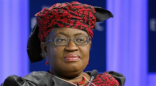 DTÖ'nün ilk kadın ve Afrikalı genel direktörü Okonjo-Iweala renkli kişiliğiyle dikkati çekiyor DTÖ'nün ilk kadın ve Afrikalı genel direktörü Okonjo-Iweala renkli kişiliğiyle dikkati çekiyor