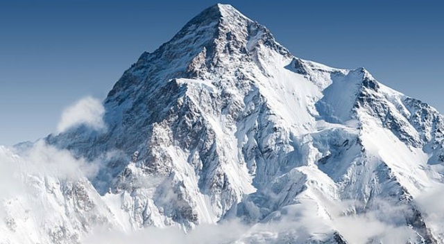 Dünyanın en yüksek ikinci dağı K2’de 3 dağcı kayboldu: 2 gündür bulunamadılar, hayatlarından ümit kesiliyor