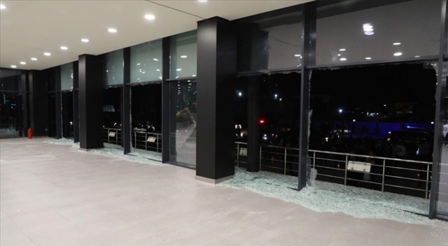Erbil'deki havalimanına 14 roketin fırlatıldığı ortaya çıktı Erbil'deki havalimanına 14 roketin fırlatıldığı ortaya çıktı