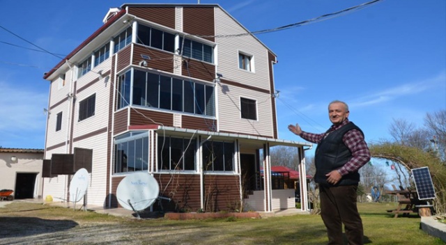 Evine kurduğu sistemle 15 yıldır elektriğe tek kuruş vermiyor