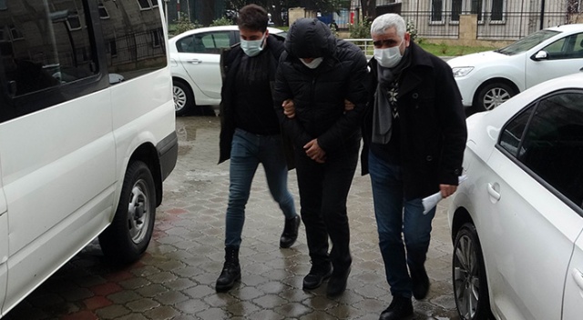 FETÖ'nün mahrem imamı gaybubet evinde sahte kimlikle yakalandı FETÖ'nün mahrem imamı gaybubet evinde sahte kimlikle yakalandı