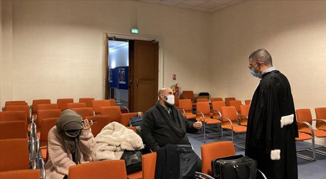 Fransa'da imam Farid Slim 'Covid-19 salgınını yönetmede Erdoğan'ı, Macron'dan başarılı bulmaktan' yargılanıyor Fransa'da imam Farid Slim 'Covid-19 salgınını yönetmede Erdoğan'ı, Macron'dan başarılı bulmaktan' yargılanıyor