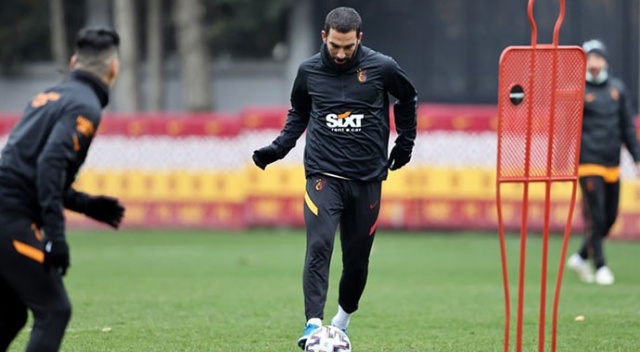 Galatasaray&#039;da hazırlıklar sürüyor