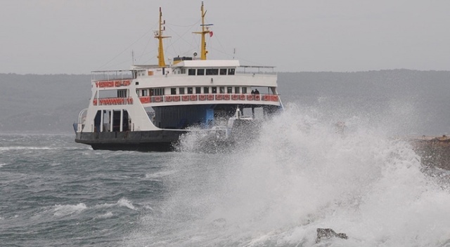Gökçeada ve Bozcaada feribot hatlarında yarınki seferler iptal edildi