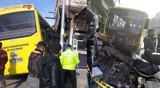 Işık ihlali yapan halk otobüsü iş yerine daldı: 1 ölü, 1 yaralı