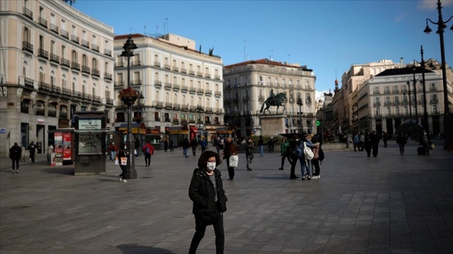 İspanya Kovid-19'un etkisiyle 2020'de turizmde en kötü yılını geçirdi İspanya Kovid-19'un etkisiyle 2020'de turizmde en kötü yılını geçirdi