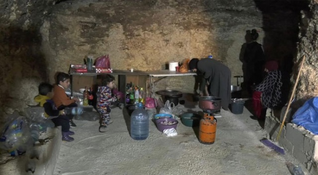 İsrail güçleri engelledi, Filistinli aile mağarayı eve çevirdi İsrail güçleri engelledi, Filistinli aile mağarayı eve çevirdi