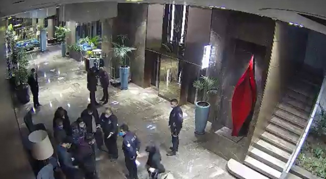 İstanbul’da 50 milyon liralık “Çiftlik Bank” tarzı vurguna Beşiktaş polisinden darbe İstanbul’da 50 milyon liralık “Çiftlik Bank” tarzı vurguna Beşiktaş polisinden darbe
