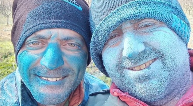İznikli çiftçileri görenler şaştı kaldı: Bir anda maviye döndüler İznikli çiftçileri görenler şaştı kaldı: Bir anda maviye döndüler