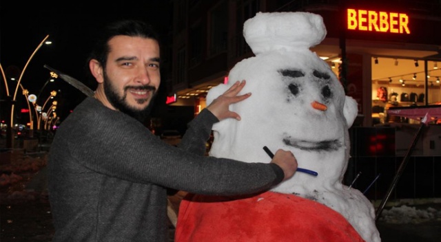 Kardan adama damat tıraşı Kardan adama damat tıraşı