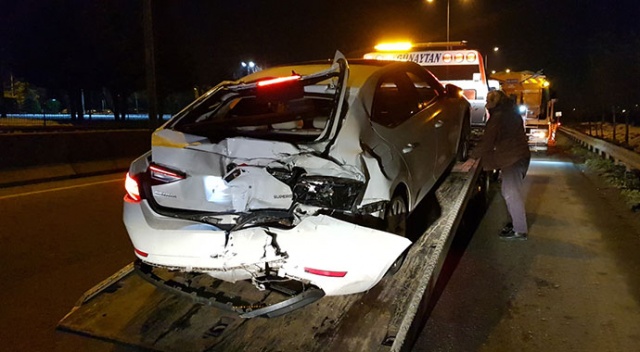 Kocaeli'de zincirleme kaza: 2 kişi yaralandı Kocaeli'de zincirleme kaza: 2 kişi yaralandı