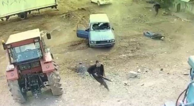 Mardin'de üvey kardeşlerin silahlı kavgasında yaralanan baba hayatını kaybetti Mardin'de üvey kardeşlerin silahlı kavgasında yaralanan baba hayatını kaybetti