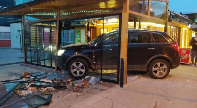Samsun'da kavşakta iki otomobil çarpıştı: 5 yaralı Samsun'da kavşakta iki otomobil çarpıştı: 5 yaralı