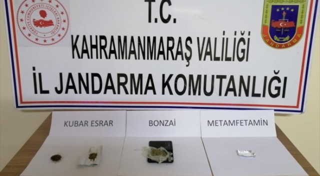 Şarj cihazının içinden uyuşturucu çıktı Şarj cihazının içinden uyuşturucu çıktı