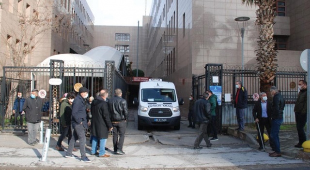 Sele kapılan Kaan Soydan’ın kızıyla görüntüleri yürek burktu Sele kapılan Kaan Soydan’ın kızıyla görüntüleri yürek burktu