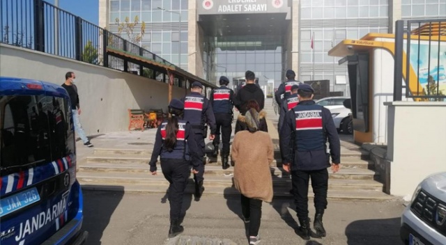 Temizlikçi kadınların akıl almaz hırsızlık oyunu: 400 bin liralık ziynet eşyasını sahtesiyle değiştirdiler
