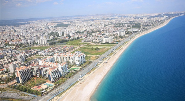 Türkiye'de yatırım yapan yabancıların yüzde 93'ü gayrimenkulü elinde tutuyor Türkiye'de yatırım yapan yabancıların yüzde 93'ü gayrimenkulü elinde tutuyor